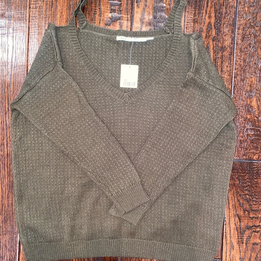 Urban Outfitters Kimchi Blue Sweater (NWT)